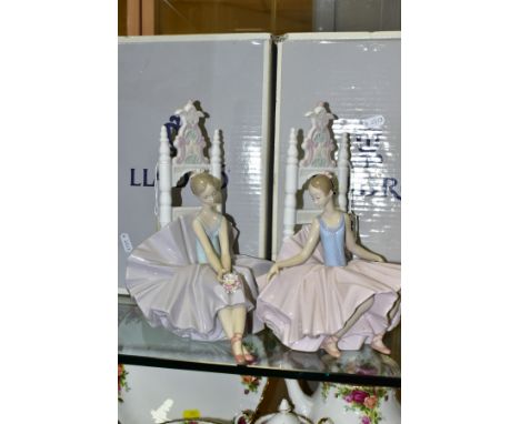 TWO LLADRO FIGURES 'POSING FOR PORTRAIT' NO.6486, WITH A LLADRO BOX 'AFTER THE SHOW' 6484, with incorrect Lladro box, the fir