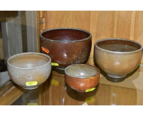 TWO LEACH POTTER STONEWARE BOWLS, BOTH WITH IMPRESSED POTTERY BACKSTAMPS TO BASES, largest height approximately 10cm, diamete