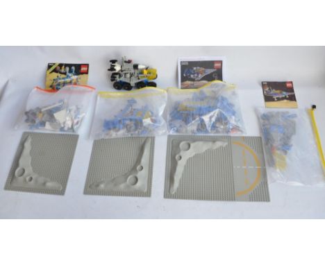 Collection of five vintage unboxed and previously used Lego/Legoland Space sets to include 918 (with original instructions), 