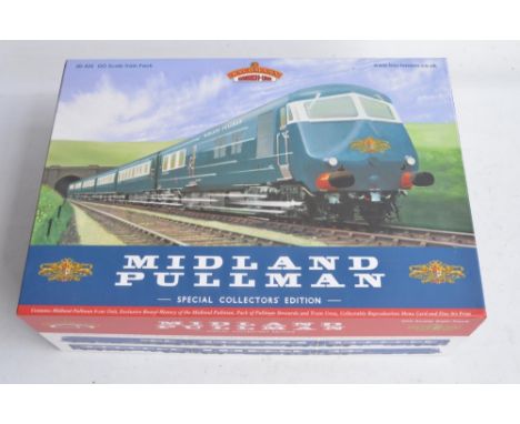Boxed limited edition Bachmann OO gauge Class 251 Midland Pullman Collectors Edition train pack (limited edition number 788) 