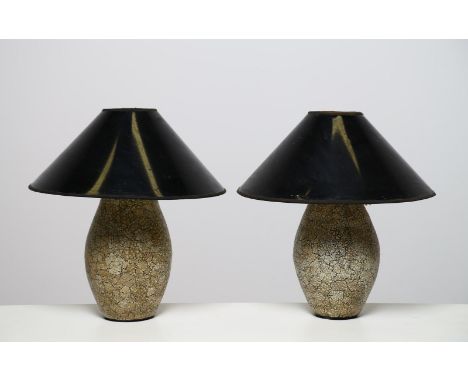 ITALIAN MANUFACTURE Pair of table lamps. Ceramics and metal. Cm 45,00 x 47,00 x 45,00. Pair of table lamps with ceramic base 