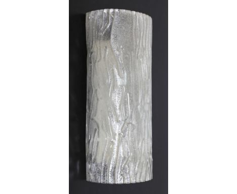 Applique. . Cm 17,00 x 37,00 x 12,00. Single wall lamp with metal frame and Murano glass diffuser, 50s.