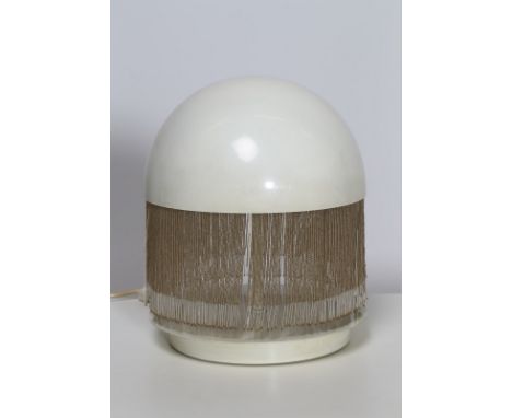 Table lamp. Lacquered metal. Cm 30,50 x 36,00 x 30,50. Ottero model table lamp, for Quattrifollio, 1974. White lacquered meta