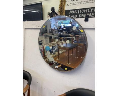 A mirror/ clock