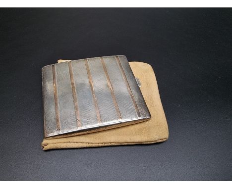 A silver and yellow metal plated cigarette case,&nbsp;by G Packer &amp; Co Ltd, London 1926, gross weight 119g. 
