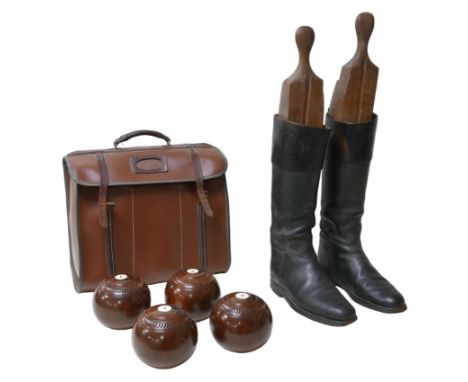 A pair of vintage leather hunting boots, with a pair of boot trees, a/f, together with a cased set of four Taylor-Rolph Cresc