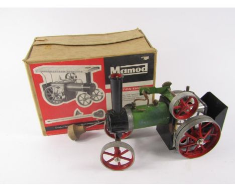 A mid 20thC Mamod metal framed traction engine, TE1, (boxed).