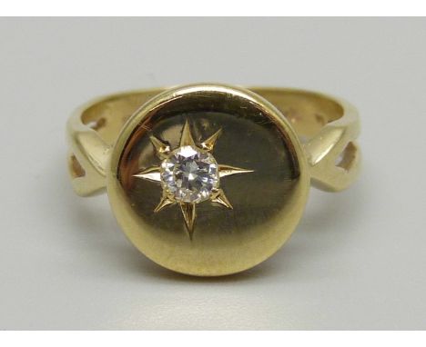 A 9ct gold and diamond signet ring, 2.8g, K 