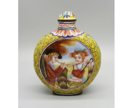 A 19th Century enamelled Chinese snuff box with western decoration 