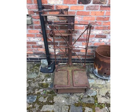 Vintage iron weighing scales. 