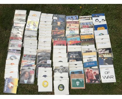 Large collection of 45rpm singles, Beatles, Bowie, Elton John, Michael Jackson, Kinks, Marc Bolan etc. Excellent condition in