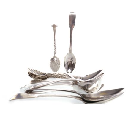 SET OF SIX VICTORIAN SILVER TEASPOONSJames Deakin & Sons, Sheffield 1889, with shell bowls and twisted stems, each 11.5cm lon