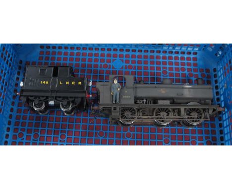 Two 'O' Gauge/7mm Kit? Built Steam Locomotives, comprising a 0-4-0 Sentinel L.N.E.R black, R/NO. 148, good untested condition