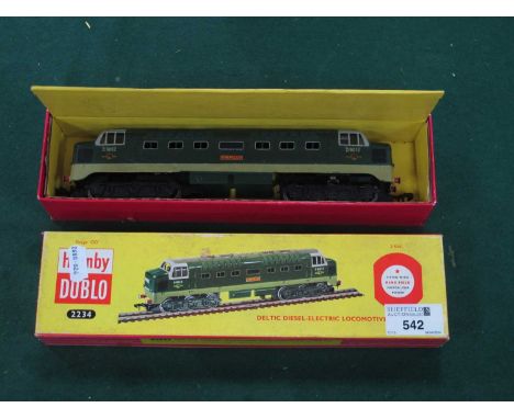 A Hornby Dublo "OO" Gauge/4mm Ref No. 2234 Two Rail Class 55 Co-Co "Deltic" Diesel Locomotive "Crepello" BR two tone green, R