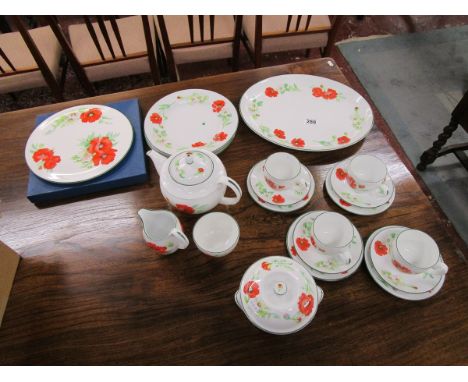 Royal Worcester tea service - Poppies pattern