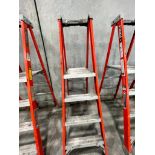 Louisville 4' Ladder, 300 LB. Max., Model FXP1704