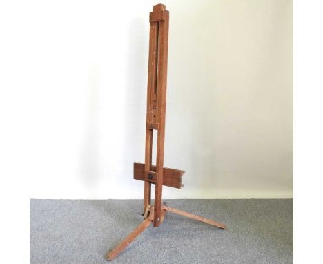 A Winsor and Newton wooden artist's easel, 166cm high