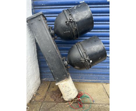 A G.E.C. Road Signal Ltd. pedestrian crossing light 'Wait' and 'Cross Now'.