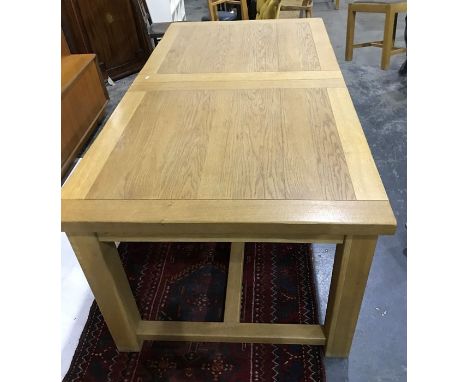 Modern oak dining table, 6 matching chairs and bench, and one further chair