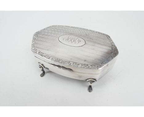 George V silver ring box, Birmingham 1927, hexagonal form with hinged cover, having horizontal banded decoration and initiall