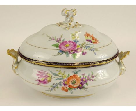 Large Meissen Porcelain Hand Painted Tureen in The Dekor 30A" Pattern. Signed with Crossed Swords Mark (1924-1934) Light Wear