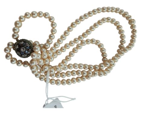 VINTAGE PEARL NECKLACE WITH STERLING SILVER CLASP