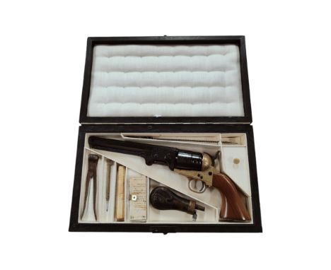 CASED HIGH END REPRODUCTION REVOLVER WITH GENUINE POWDER FLASK, SHOT MOULD &amp; VARIOUS OTHER PIECES