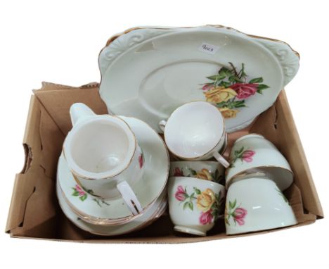 ROYAL GRAFTON VINTAGE TEA SET