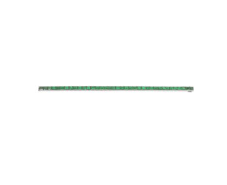 EMERALD LINE BRACELETSet with a row of square step-cut emeralds,  emeralds approximately 8.85 carats total, length 18.0cmFor 