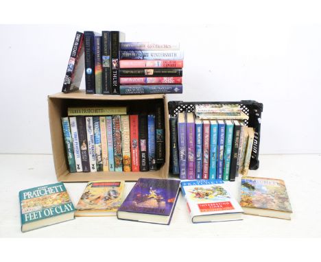 Terry Pratchett - Large collection of mostly hard back disc world series books including signed examples. Signed examples are
