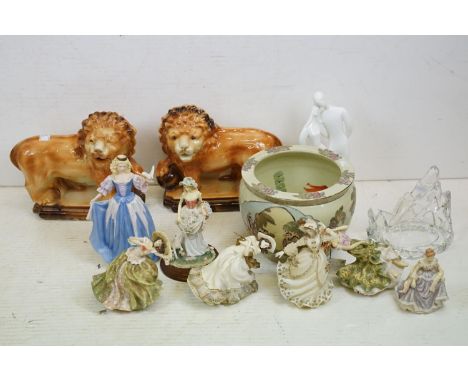 Mixed ceramics to include a pair of Staffordshire lions (approx 27.5cm high), lady figurines (featuring Leonardo Collection &