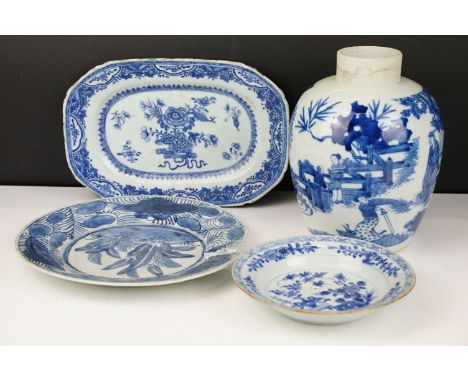 Group of antique Chinese blue &amp; white porcelain, four pieces, to include an octagonal dish with floral &amp; foliate deco