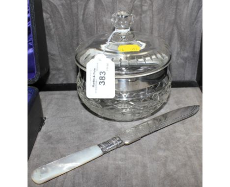 An attractive cake knife with mother of pearl handle, silver plated blade and silver Sheffield 1904 collar, together with a c