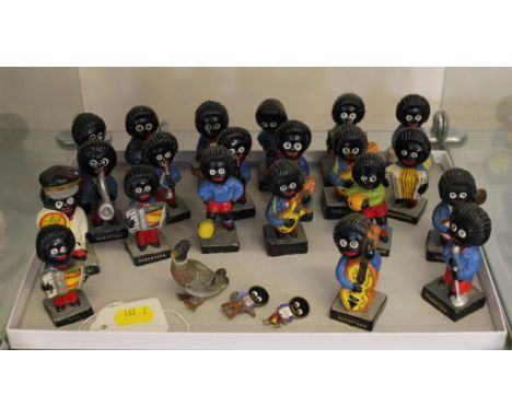 An assortment of twenty-one Robertson ceramic models, etc 
