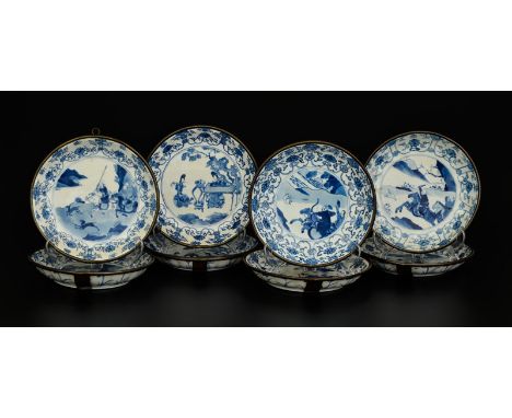 Suite de 10 assiettes creuses en porcelaine	 Chine	 marque apocryphe de Chenghua dans un double cercle	 époque Kangxi	&nbsp	7