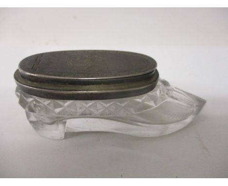 A George III silver and glass shoe shaped snuff box by IT Birmingham 1806 with an oval hinged lid, with diamond and facet cut