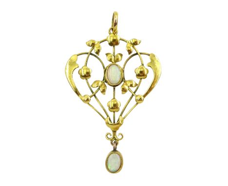 Edwardian gold opal pendant necklace