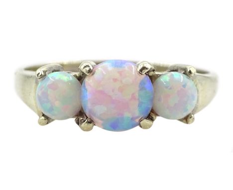 9ct gold three stone opal ring, hallmarked