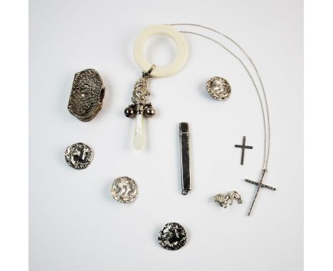 A selection of silver and silver coloured items, to include, a set of four Art Nouveau buttons, Joseph Gloster, Birmingham 19