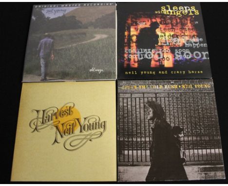 NEIL YOUNG - A collection of original pressing albums from Neil Young. Harvest (54 005 - Ex+/Ex with printed lyric sheet, Ger