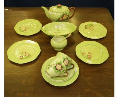 A Carltonware green leaf design teapot and a collection of similar Carltonware