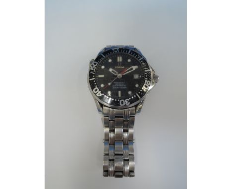 A gents Omega Seamaster chronometer wrist watch commemorating 40 years of James Bond, having a dot and baton dial with sweepi
