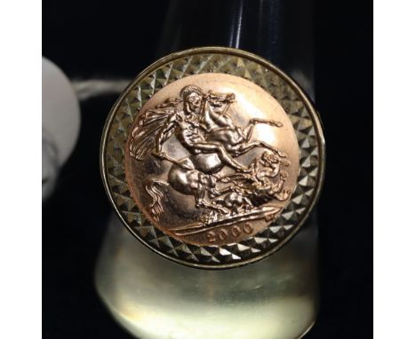 A year 2000 gold half sovereign in 9ct gold ring mount. (B.P. 24% incl. VAT) CONDITION REPORT: Weight - 6.7g approx