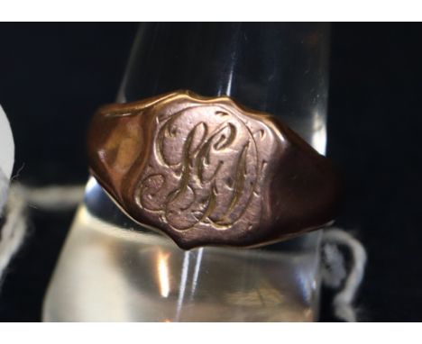 A rose gold signet ring. (B.P. 24% incl. VAT)