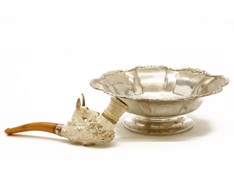 A Mappin & Webb silver dish, Sheffield 1945, together with a 9ct gold mounted cased Meerscham pipe/cheroot holder, in the for