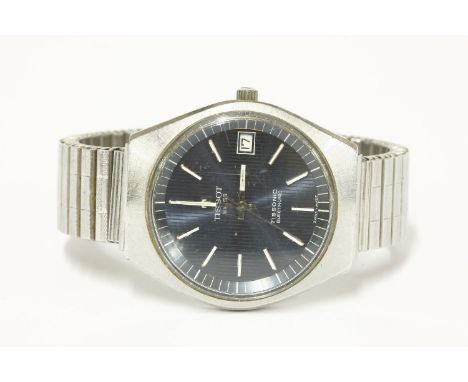 A gentleman's stainless steel Tissot electronic strap watch, blue dial, baton numeral and date aperture, on later expanding b