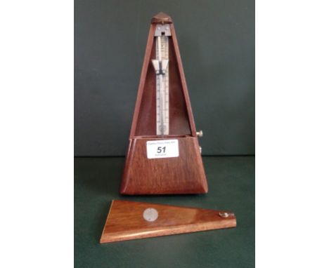 A Paquet, France metronome.