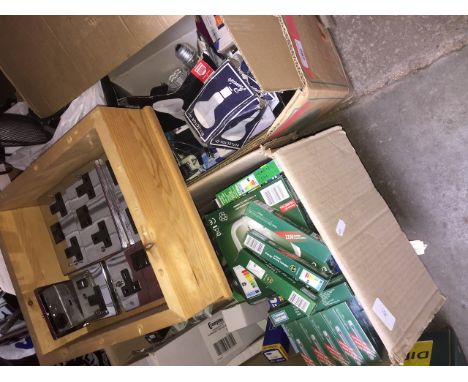2 boxes of mainly light bulbs, some 13amp chromed sockets, fan, etc. 