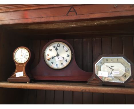 3 vintage mantel clocks. 