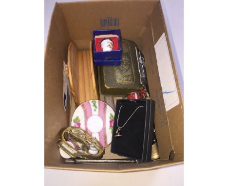 A small box of collectables including a fahrenheit liquid thermometer, a vintage trinket box with stamps, a boxed silver and 